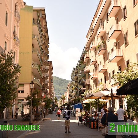 B&B Portafortuna Lucky Charm Salerno Dış mekan fotoğraf